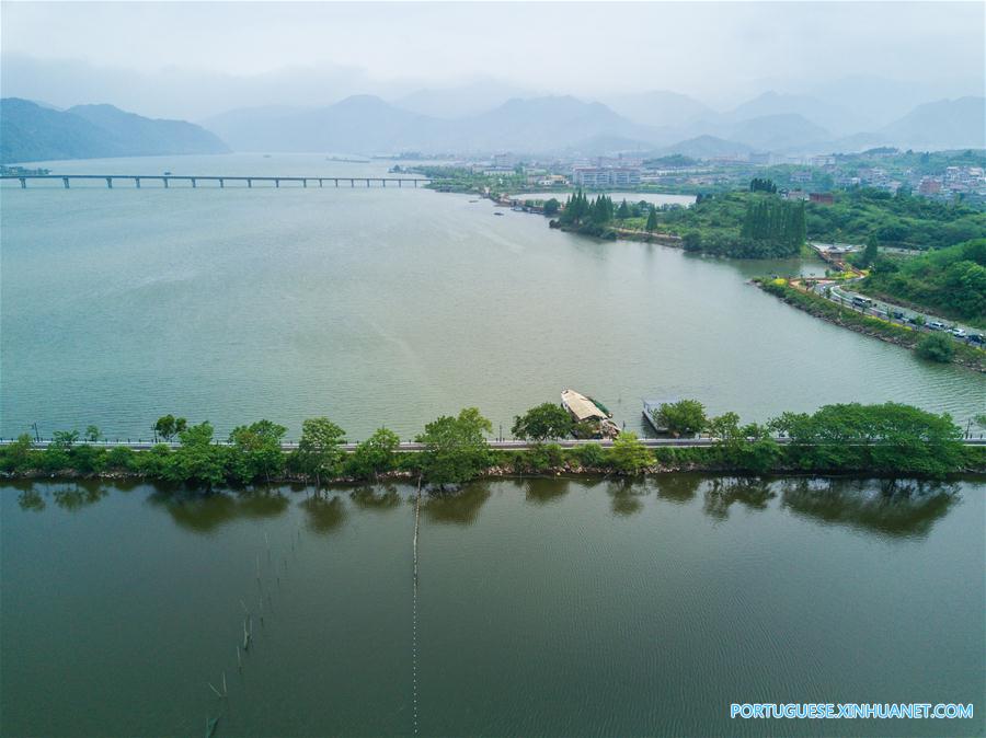 Vista aérea da vila de Sandu em Zhejiang no leste da China