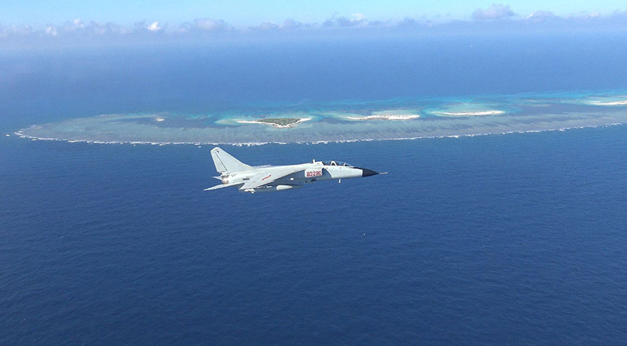 Frota do Mar da do Sul da China realiza treinamento aéreo avançado