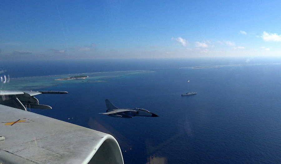 Frota do Mar da do Sul da China realiza treinamento aéreo avançado