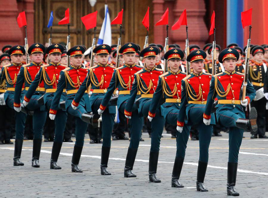 Rússia realiza parada em celebração do Dia da Vitória