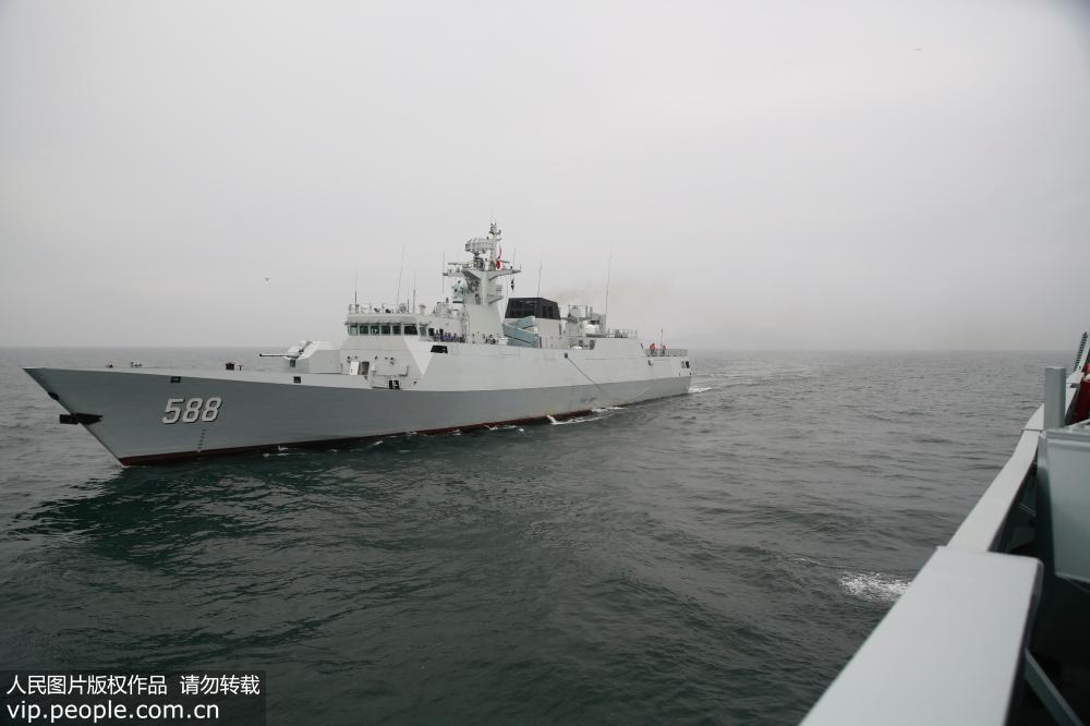 Frota do Mar do Leste da China realiza treinamento militar