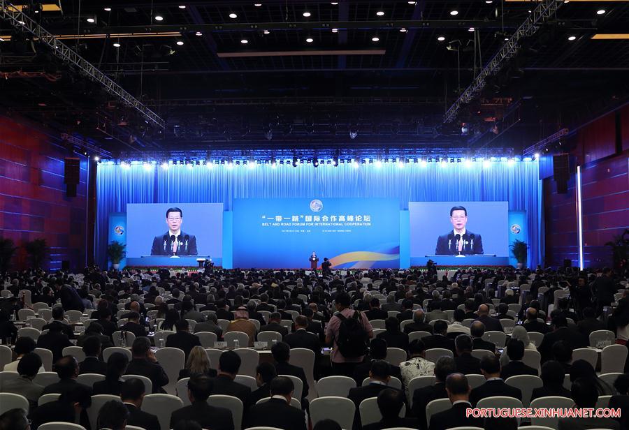 Vice-premiê chinês espera melhor conectividade em desenvolvimento do Cinturão e Rota