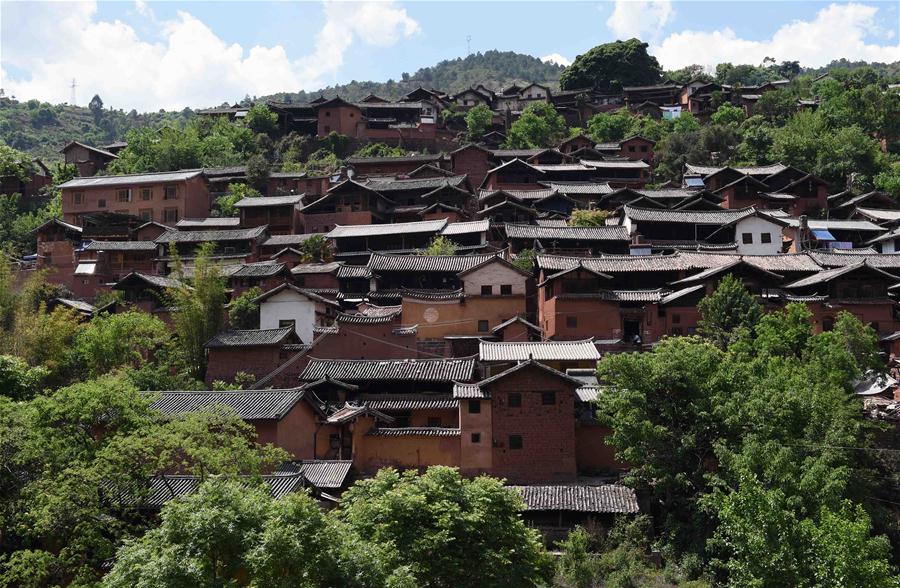 Antiga aldeia da etnia Bai no sudoeste da China guarda relíquias culturais das dinastias Ming e Qing