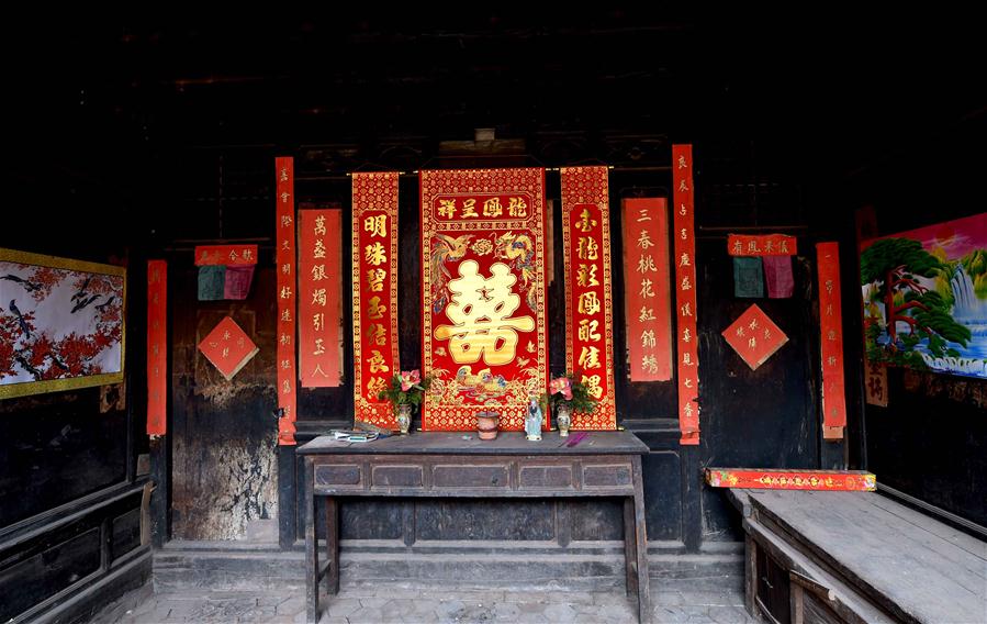 Antiga aldeia da etnia Bai no sudoeste da China guarda relíquias culturais das dinastias Ming e Qing