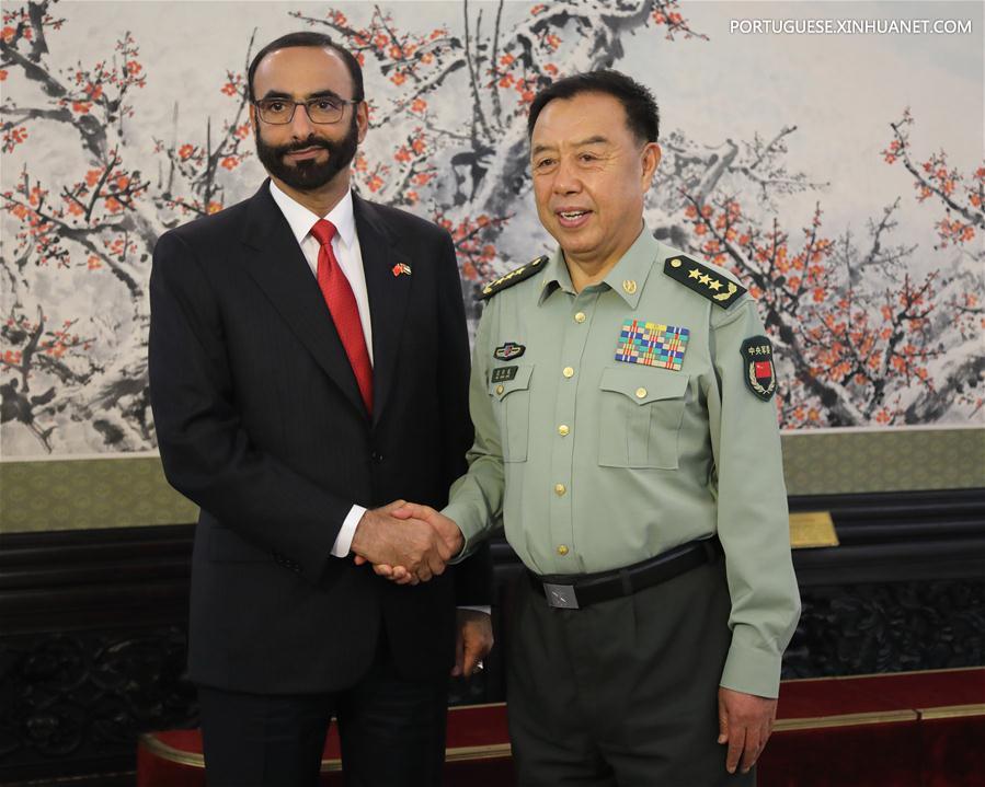 China e Emirados Árabes prometem avançar cooperação militar