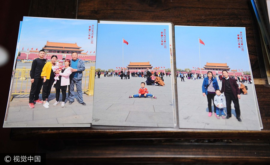 Fotógrafo registra retratos na Praça Tian’anmen há 38 anos