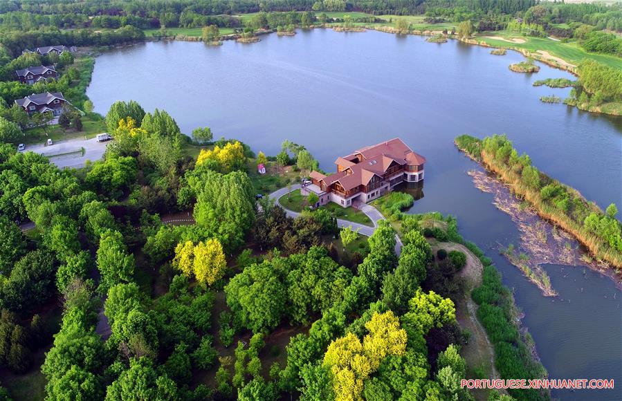 Paisagem do Parque Lago do Sul em Hebei no norte da China