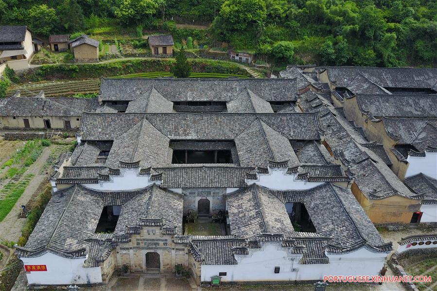 Em imagens: Moradias antigas do povo Hakka em Songyang no leste da China