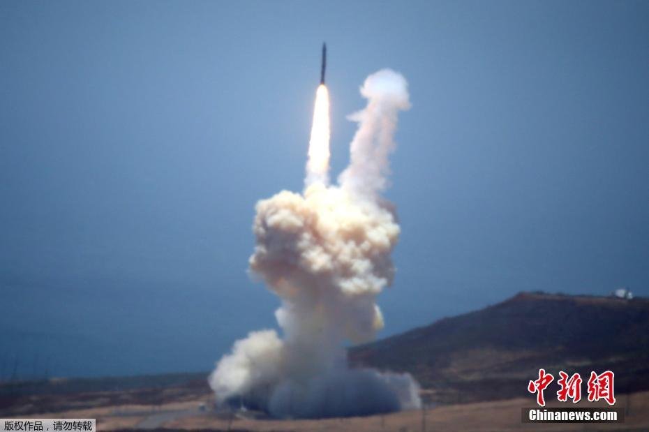 Forças Armadas dos EUA testam intercetor de mísseis balísticos intercontinentais