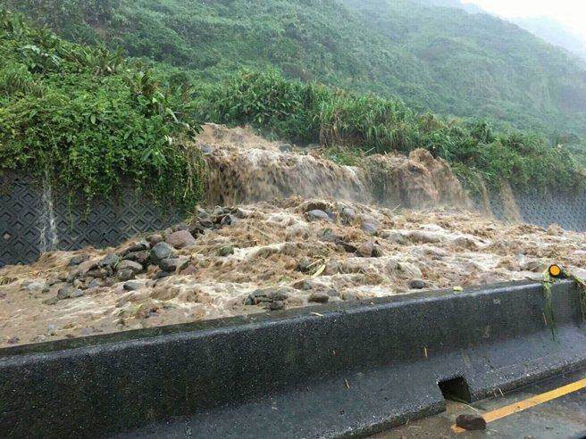 Chuvas torrenciais causam prejuízos em Taiwan