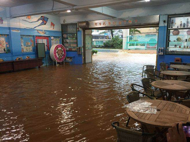 Chuvas torrenciais causam prejuízos em Taiwan