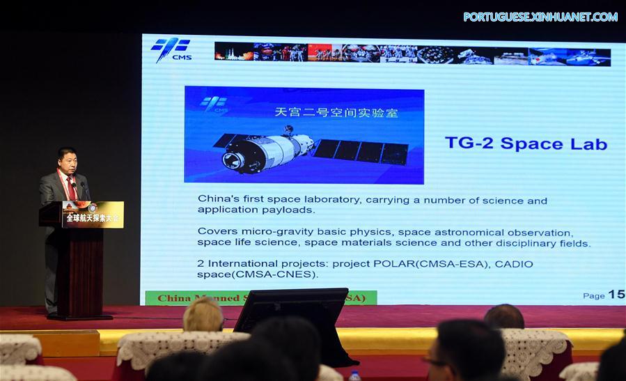 China prepara-se para pouso lunar tripulado