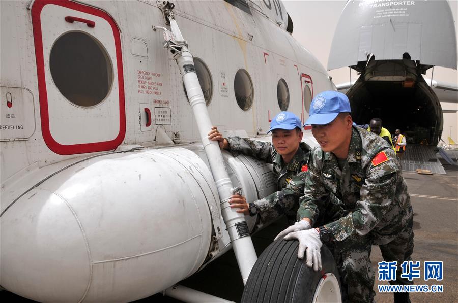Unidade de helicópteros da China participa de operações de manutenção de paz em Dafur