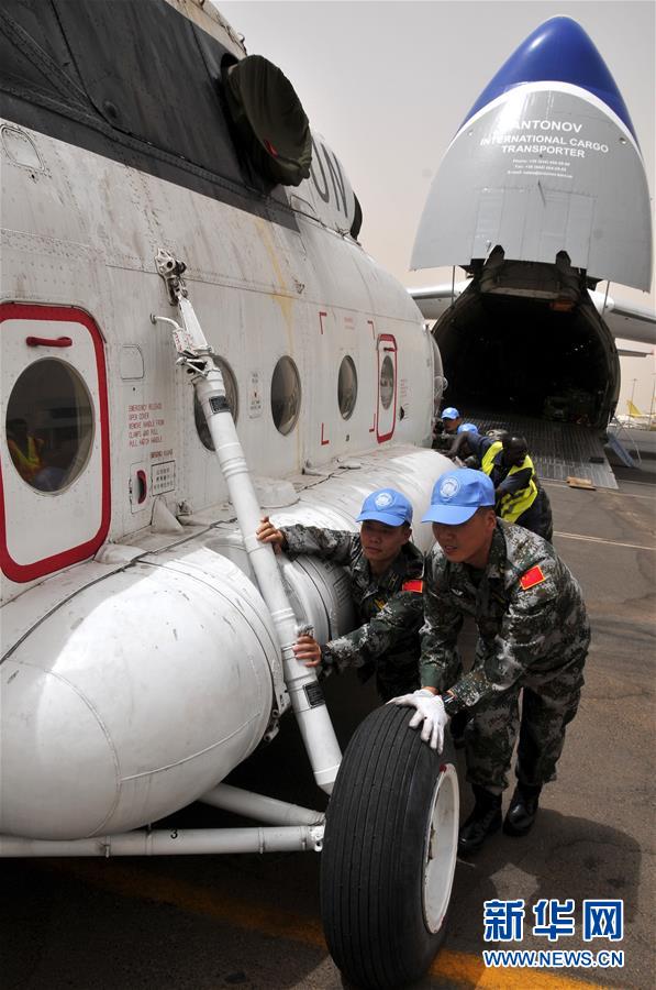 Unidade de helicópteros da China participa de operações de manutenção de paz em Dafur