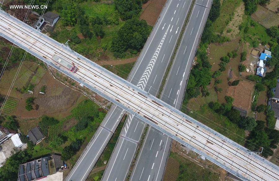 Nova ferrovia de alta velocidade ligará Xi'an e Chengdu