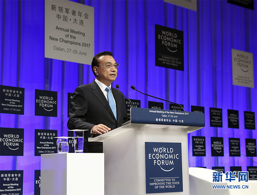 Li Keqiang: China comprometida com globalização econômica e livre comércio