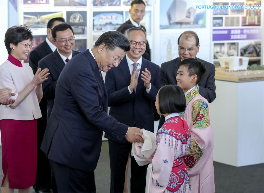 Presidente chinês participa da cerimônia de assinatura do acordo de cooperação sobre Museu do Palácio de Hong Kong