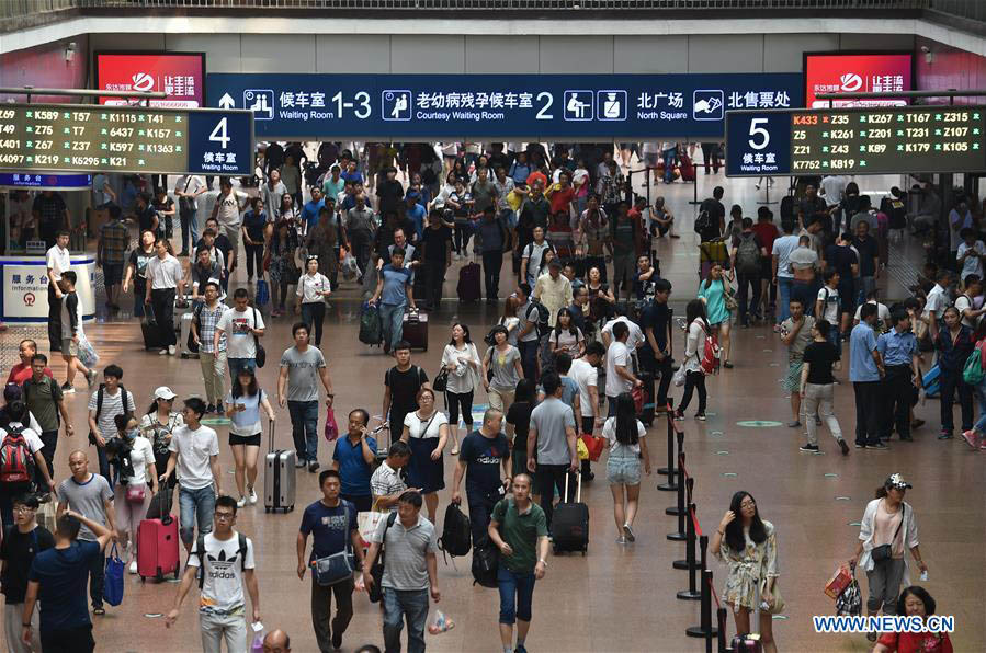 Começa alta temporada do transporte ferroviário de verão na China