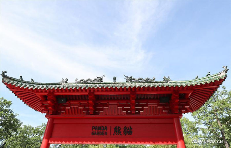 Jardim Zoológico de Berlim realiza cerimônia de inauguração do Jardim do Panda