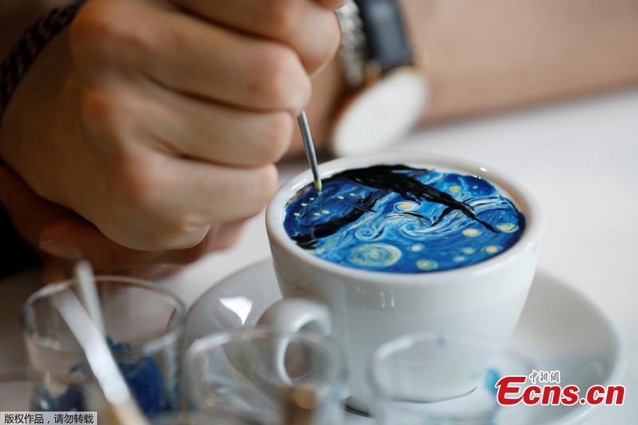 Barista sul-coreano transforma o café em arte