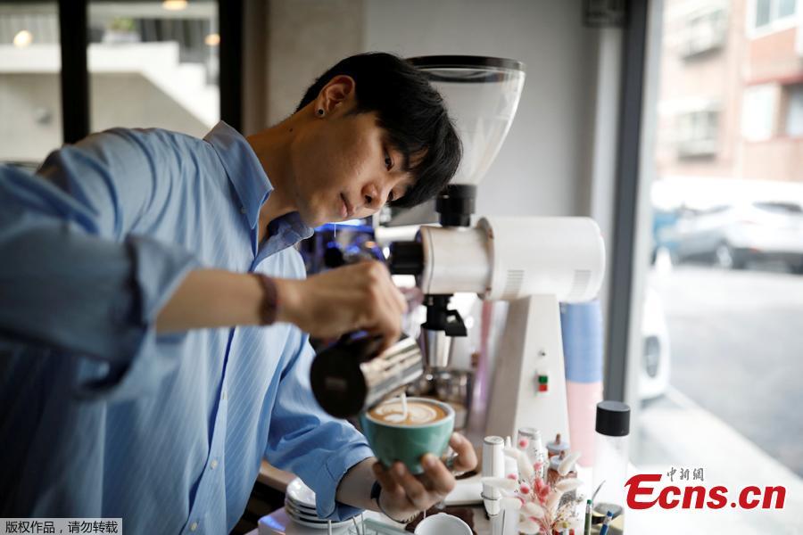 Barista sul-coreano transforma o café em arte