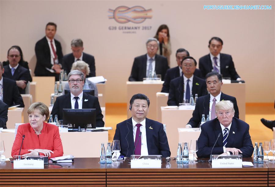 Xi pede ao G20 que defenda economia mundial aberta e fomente novos motores de crescimento
