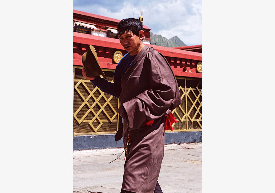 Galeria: peregrinos em Lhasa