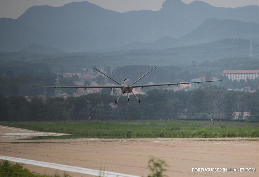 Drone chinês CH-5 conclui voo experimental