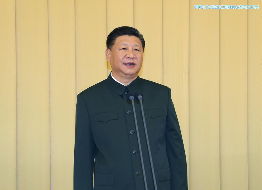 Xi Jinping pede progresso em educação e pesquisa militares