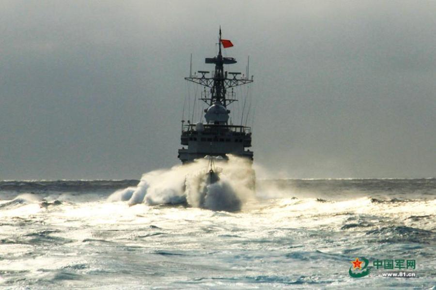 Galeria: Navios da Marinha chinesa em alto mar