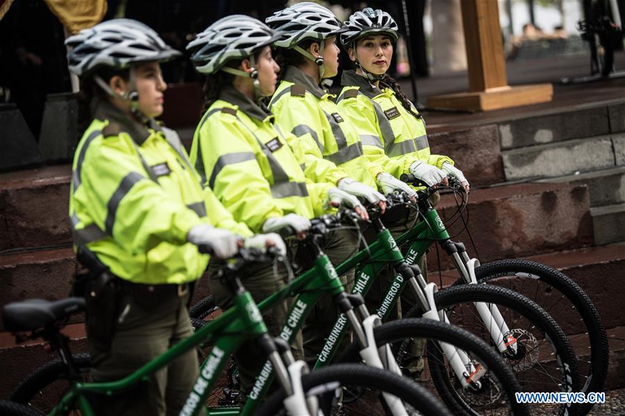 China doa bicicletas a patrulhas policiais no Chile
