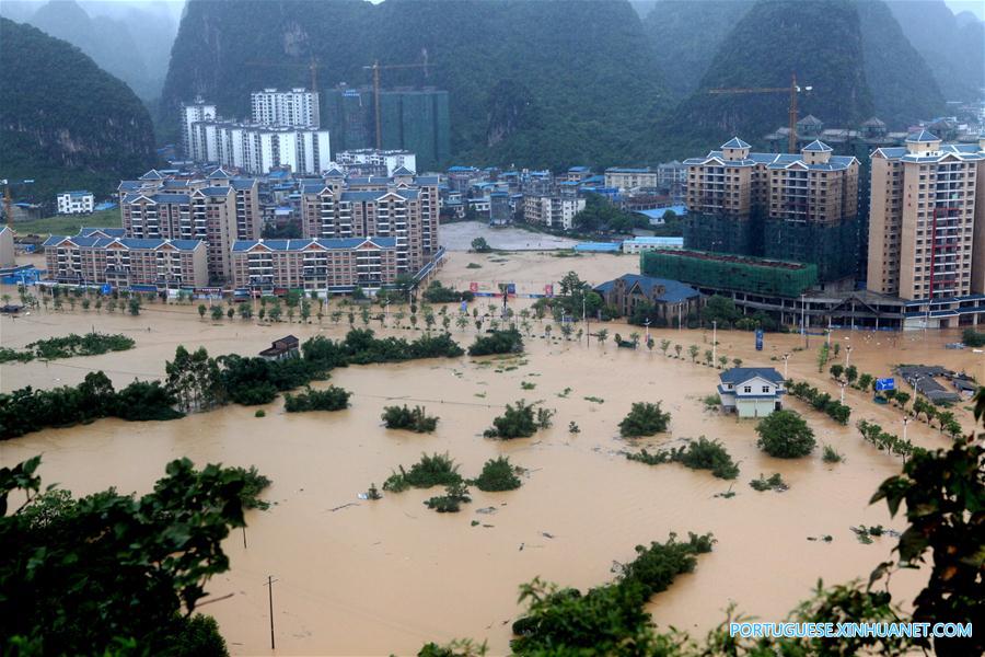 Chuvas torrenciais atingem diversas áreas de Guangxi, no sul da China