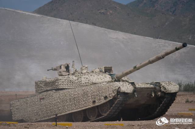 China apresenta equipamentos militares terrestres domésticos para exportação
