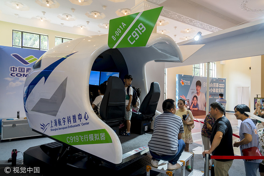 Simulador de vôo C919 estreia em exposição de Shanghai