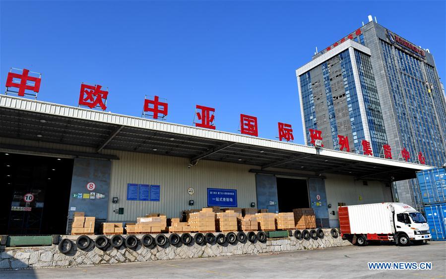 Galeria: centro de serviço de trens de carga Xiamen-Moscou