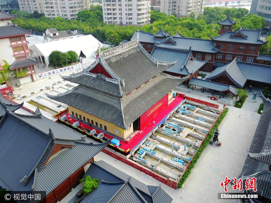 Templo em Shanghai será deslocado intacto ao longo de 30,66 metros