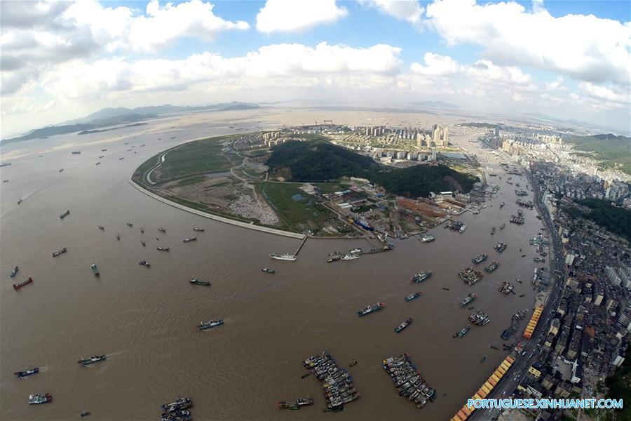 Tufão Talim atrasa início da estação de pesca no leste da China