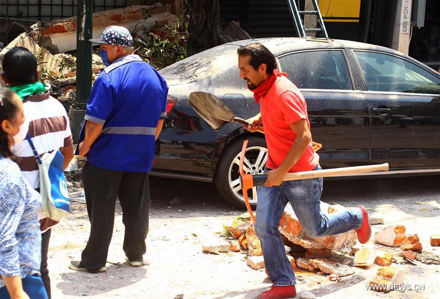 Terremoto de 7,1 graus provoca 119 mortes no México