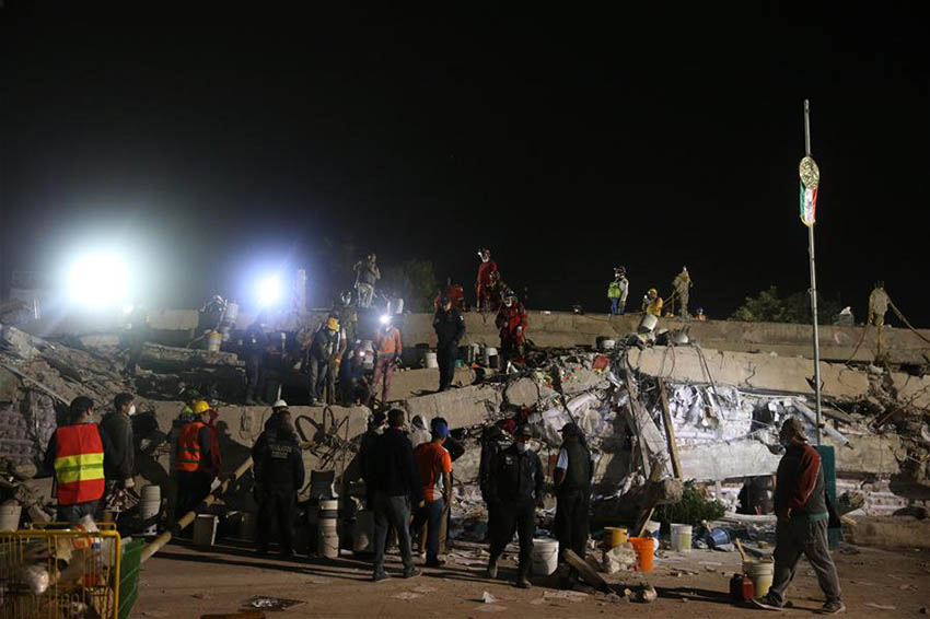 México declara três dias de luto nacional pelas vítimas do terremoto