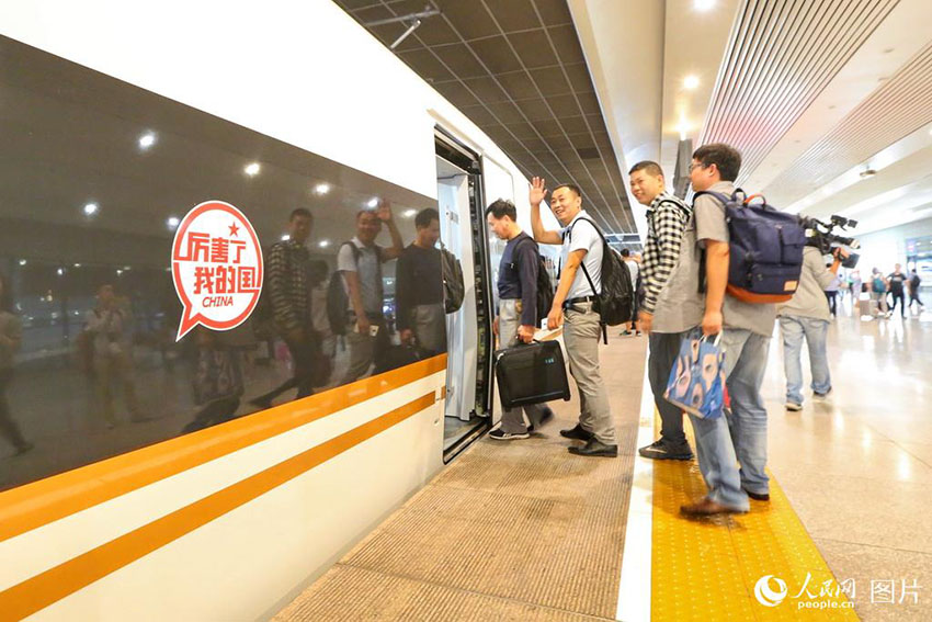 Trens-bala chineses de nova geração são os mais rápidos do mundo