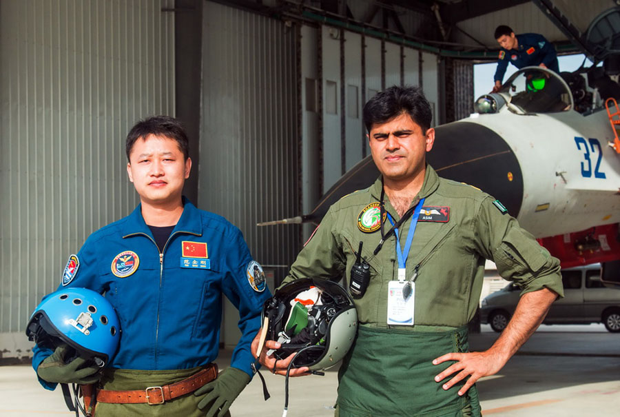 China e Paquistão realizam exercício aéreo conjunto