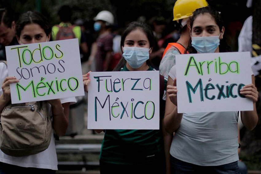 Número de mortos no terremoto no centro do México atinge 273