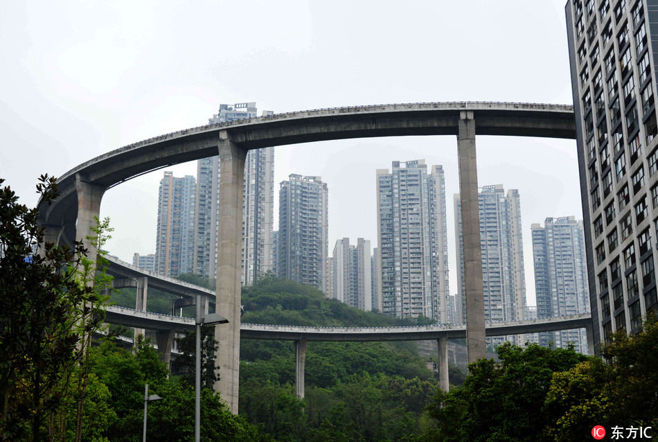 Galeria: Mais alto viaduto em espiral construído em Chongqing