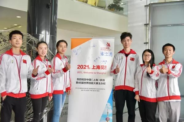 China conquista 15 medalhas de ouro no 44º Torneio Internacional de Educação Profissional