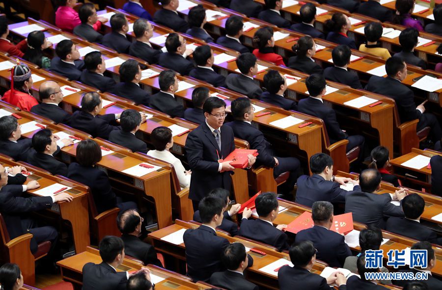 China encerra Congresso Nacional com emenda do Estatuto do PCCh
