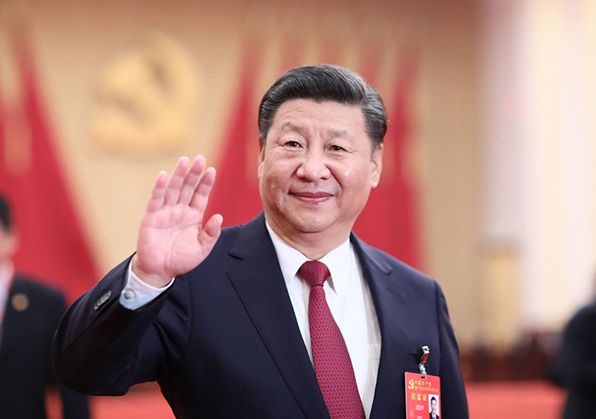 Xi Jinping reúne-se com representantes e participantes do 19º Congresso Nacional do PCCh