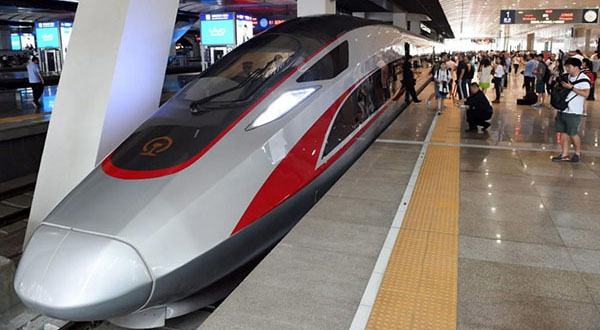 Após lançamento de novo modelo de trem-bala, China começa a projetar o seu sucessor