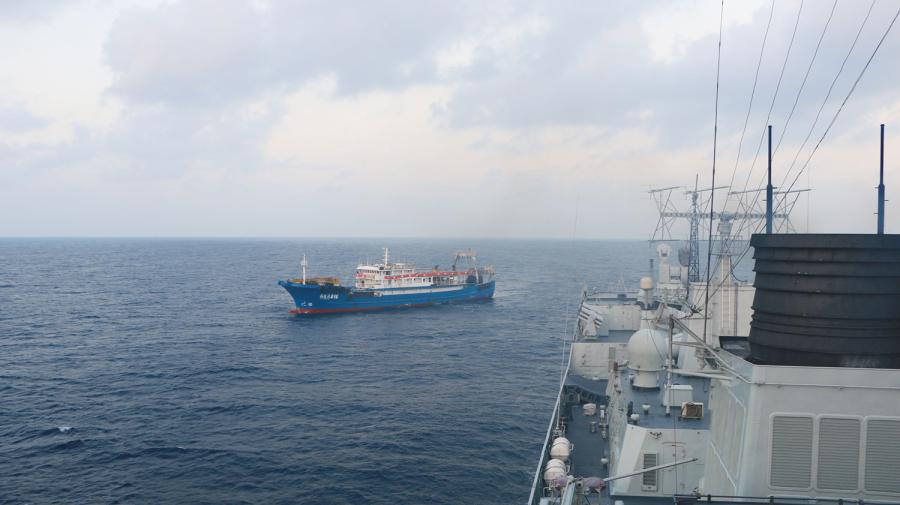 27ª Frota naval de escolta chinesa executa missão no Golfo de Aden