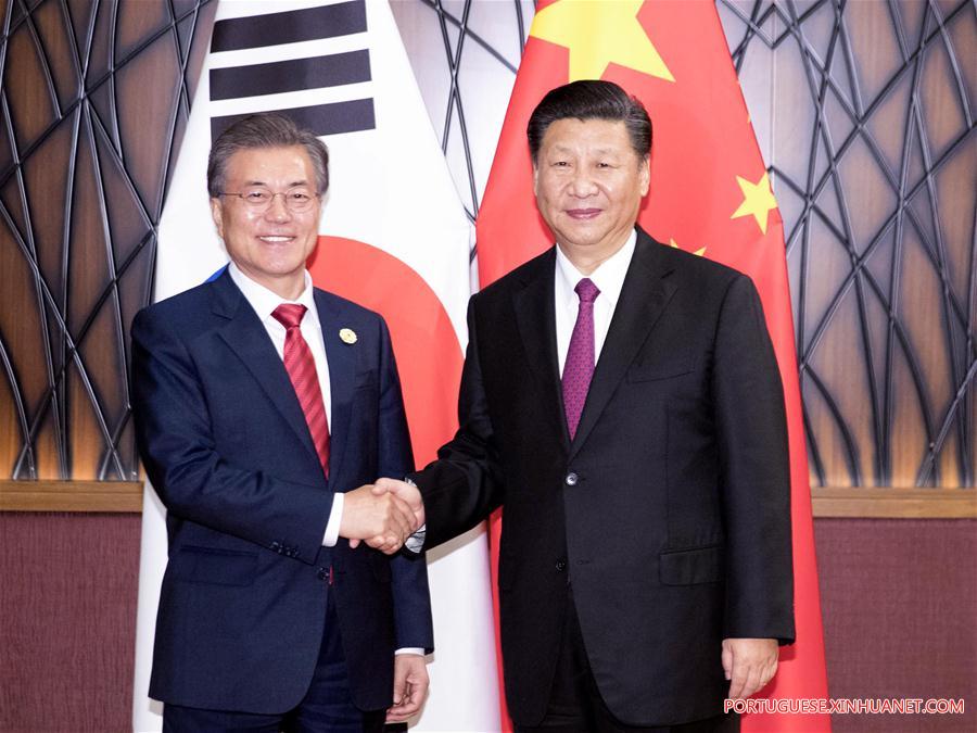 Presidentes da China e Coreia do Sul discutem laços e situação de península