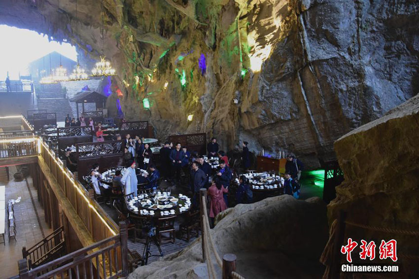 Galeria: Restaurante em caverna cárstica em Zhangjiajie atrai turistas